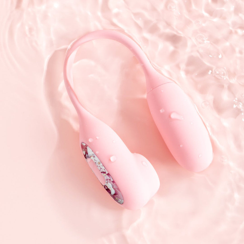 BeYourLover Magic Suitcase Sucking & Vibrating Egg App Controlled-1