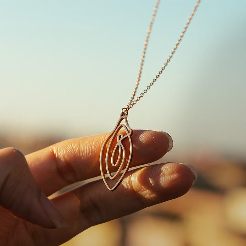 Biird Vulvii Necklace-2
