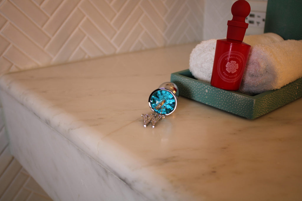 anal jewel butt plug V For Vibes